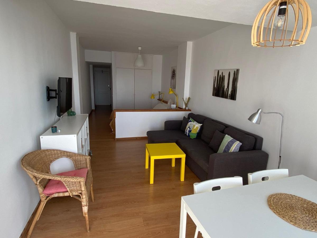 Yellow Sunmarine II Apartment Las Palmas de Gran Canaria Exterior photo